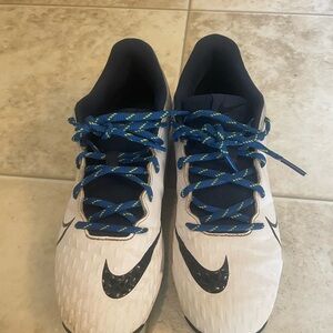 Nike Diamond cleats. Women’s 8.5/7 youth.